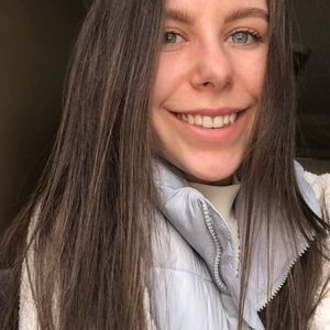 Meet your Posher, Sara